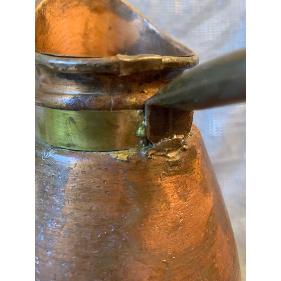 H Copper and brass pitcher - Picture 6 of 11